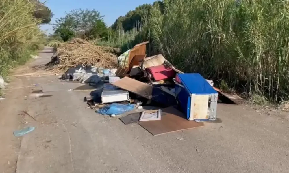 Lago Patria: in via di ripristino i rifiuti
