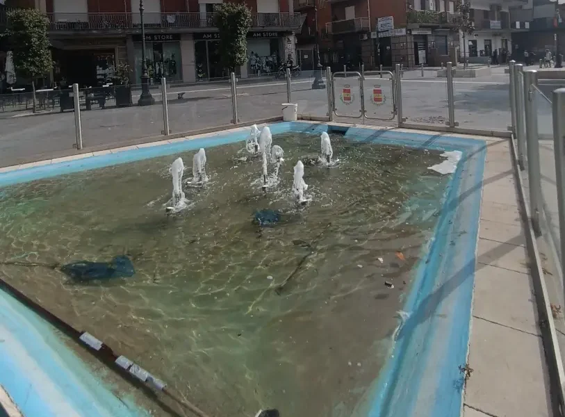 Fontana Piazza Rosselli Qualiano