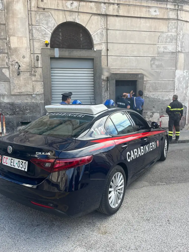 Torre Annunziata - Scavo clandestino