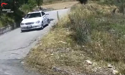 Caposele - Incendio Boschivo - uomo lancia un innesco dall'auto
