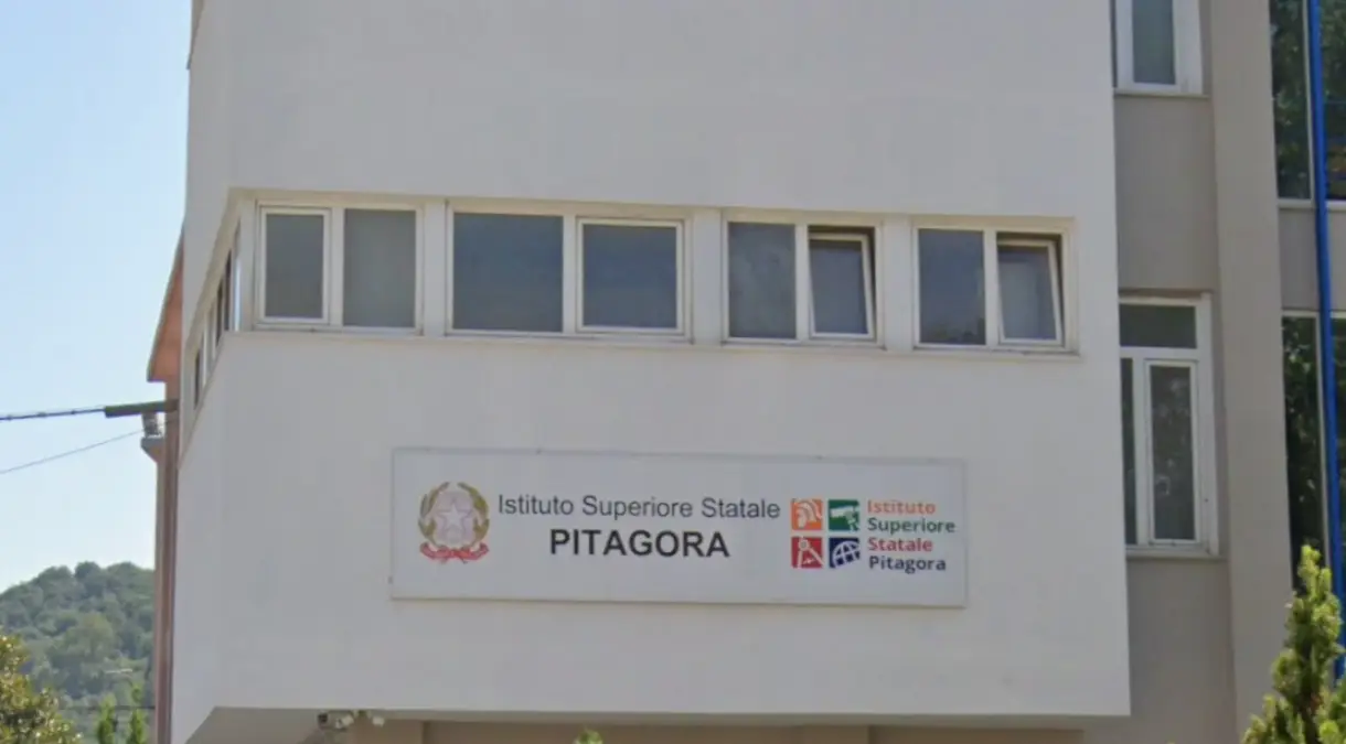 IS Pitagora Pozzuoli