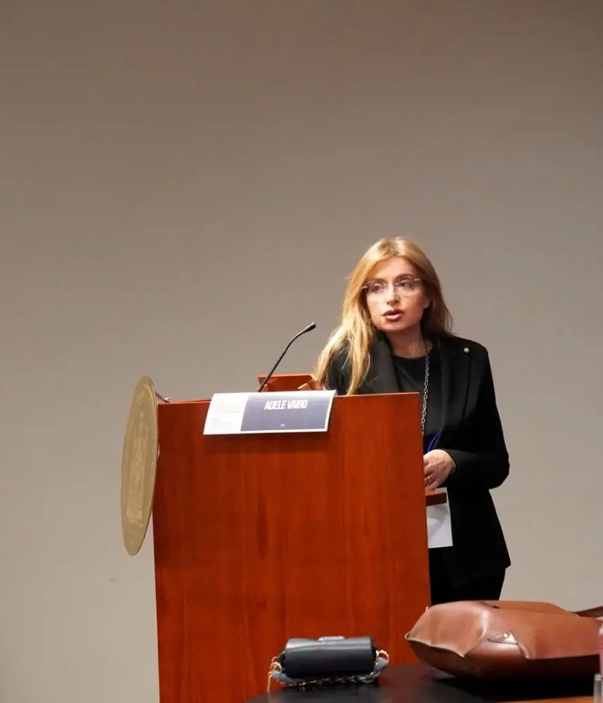 Adele Vairo Dirigente Scolastica Liceo Manzoni Caserta