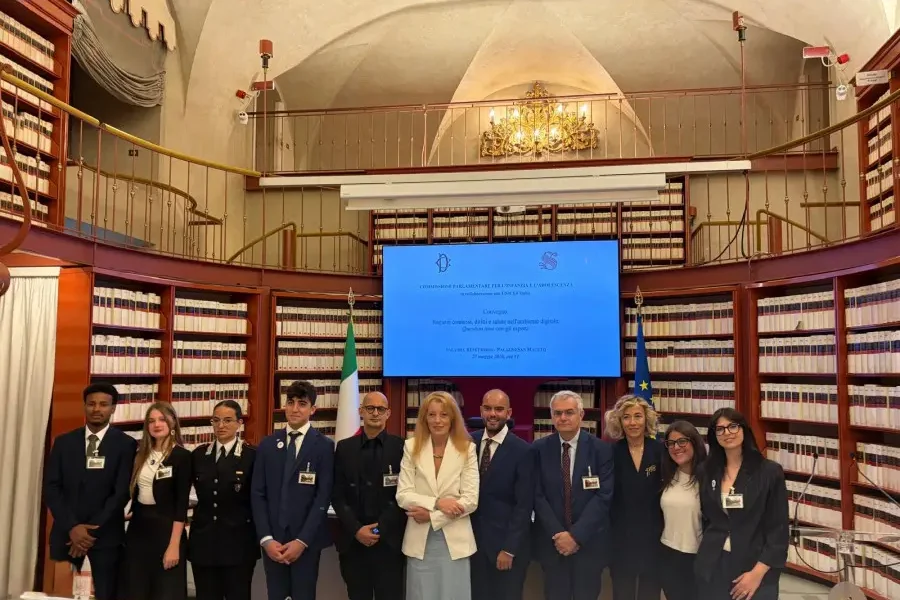 diritti dei minori e digitale giovani interrogano gli esperti da Puntomagazine.it diritti dei minori e digitale giovani interrogano gli esperti