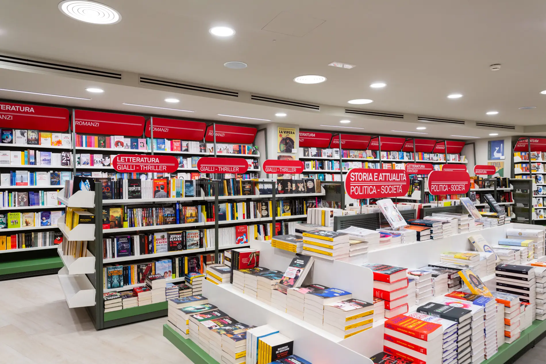 Mondadori Bookstore caserta