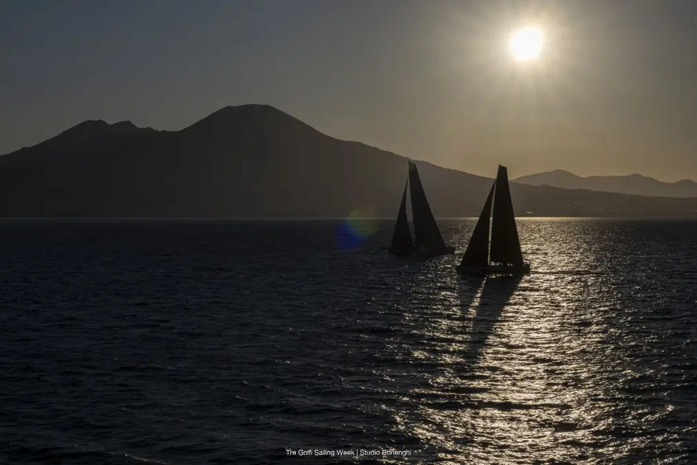 Maxi yachts a Napoli