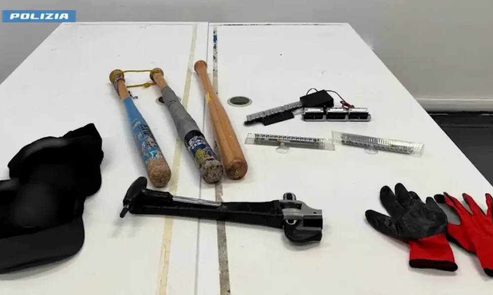 tentate rapine con speronamento napoli nord arrestati due indagati da Puntomagazine.it tentate rapine con speronamento napoli nord arrestati due indagati