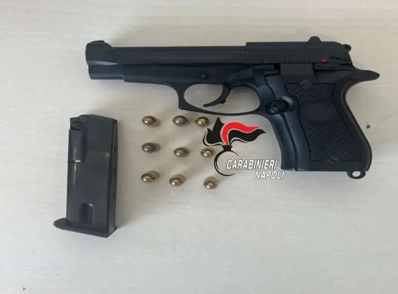 pistola rubata in casa a frattamaggiore arrestato un 42enne da Puntomagazine.it pistola rubata in casa a frattamaggiore arrestato un 42enne