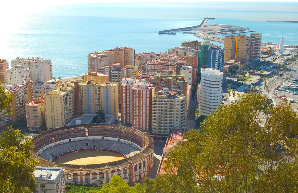 Malaga copertina - Foto di Dominga Ciccarelli