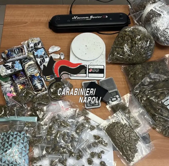 Napoli bagnoli droga 24.07.2026 - Carabinieri
