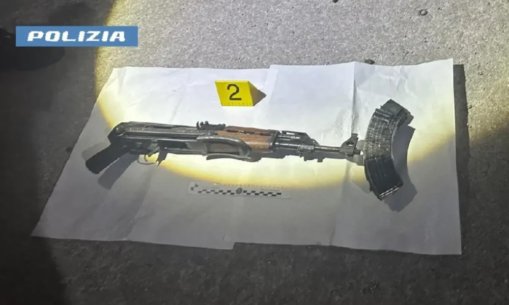 sparatoria a montesanto napoli fermati tre indagati dalla dda da Puntomagazine.it sparatoria a montesanto napoli fermati tre indagati dalla dda