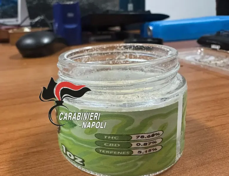 pozzuoli sequestrato white hash quattro giovani arrestati dai carabinieri da Puntomagazine.it pozzuoli sequestrato white hash quattro giovani arrestati dai carabinieri