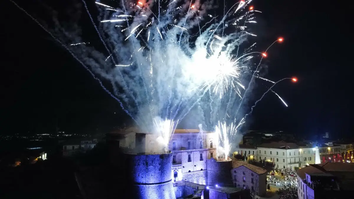 assalto al castello Teggiano 2026