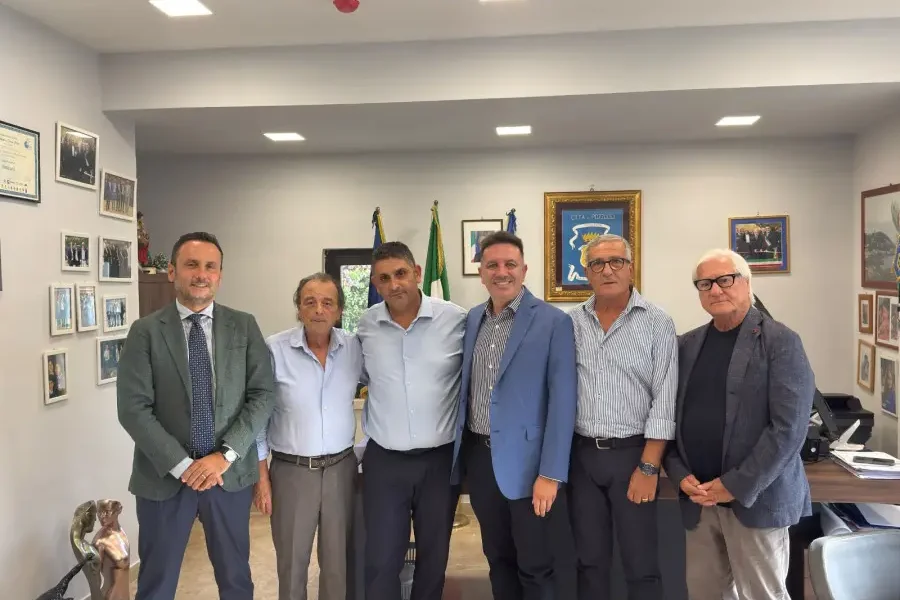 pozzuoli azione sostiene manzoni insieme per affrontare il bradisismo da Puntomagazine.it pozzuoli azione sostiene manzoni insieme per affrontare il bradisismo